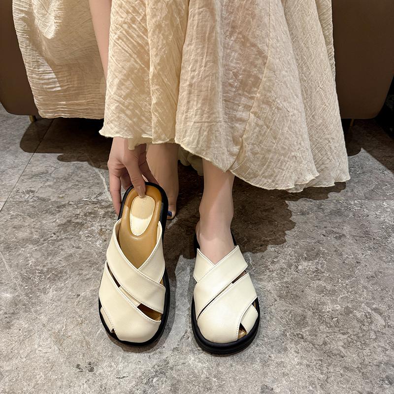 Мода 2025 Новые лоферы-шлепанцы с закрытым носком Женские Новые Летние Сексуальные Низкие Сандалии Повседневные Нескользящие Базовые Римские Слайды Модная Женская Обувь