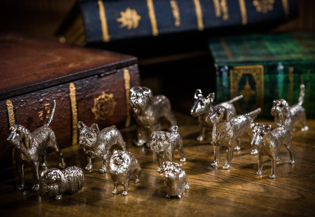 Dachshund (Smooth) Made In England Art Dog Figurine Collection