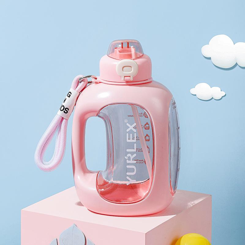 Спортивная бутылка для воды большой вместимости с соломинкой, термостойкая портативная бутылка для воды для студентов летом
