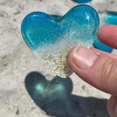 Стеклянный пляж Карманное сердце Вдохновленное морем Сердечное украшение Сердце из фьюзингового стекла Карманный токен на память Карманное сердце-обнимашка Подарок для близких