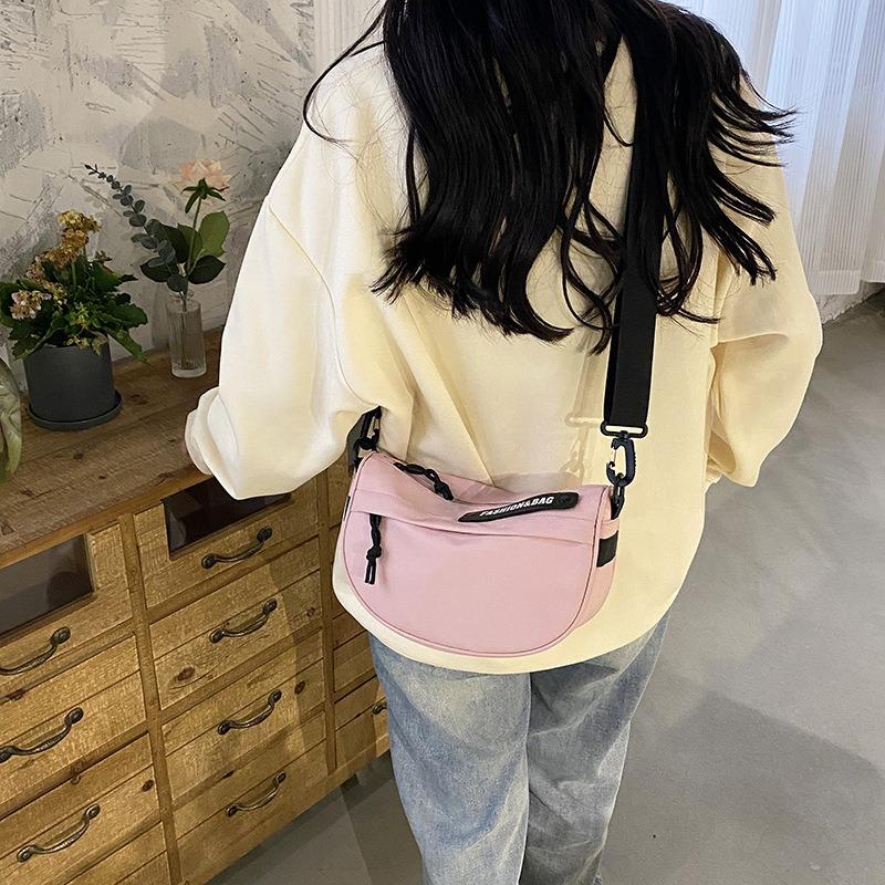 Женский универсальный повседневный рюкзак для покупок, мобильного телефона, на одно плечо, модная нейлоновая пленка, водонепроницаемая сумка через плечо, корейская версия, модная