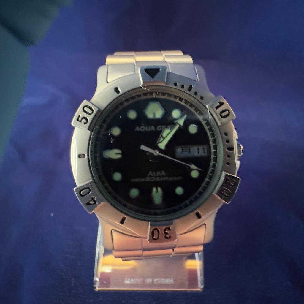 SEIKO ALBA Aqua Gear Водонепроницаемые 20 БАР Дайверские С Днем Недели и Датой Рабочие