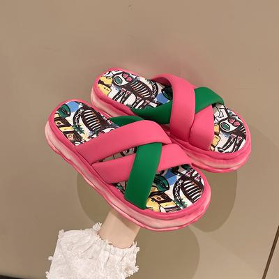 Модные женские сандалии на платформе Летние новые с круглым носком, ажурные, крест-накрест, с граффити, модные шлепанцы