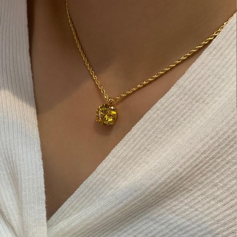 Простой темперамент Золотое колье-бини женское