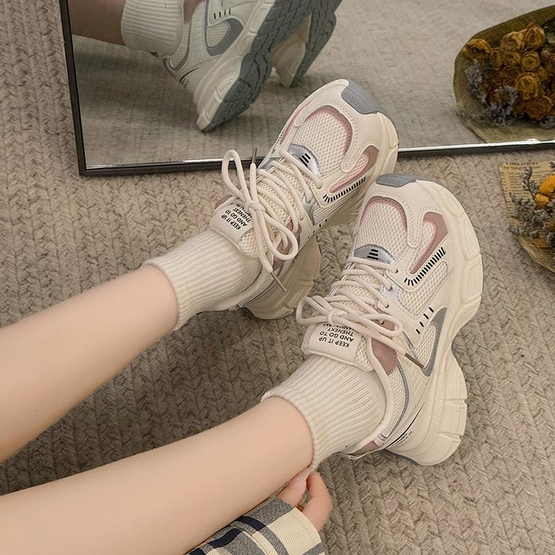 Толстая подошва Increase Daddy Shoes Women Весна и осень Новые серебристые дышащие 100 с легкой спортивной повседневной женской обувью