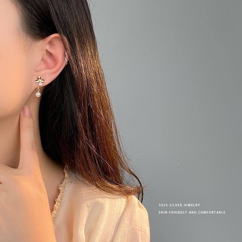 Серьги с жемчугом Sweet Flowers для женщин, легкие, роскошные, высокого класса и изысканного темперамента, новые платья для ушей