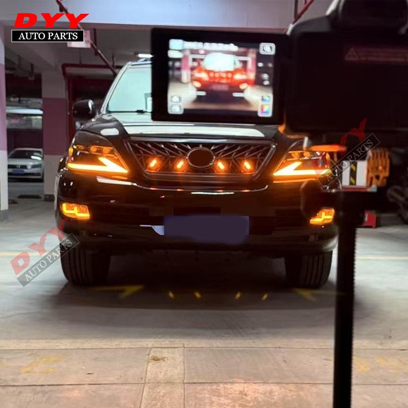 Комплект решетки TRD: Совместимо с Lexus GX470 2003-2009 годов, оснащено черной решеткой радиатора, противотуманными фарами и фарами.
