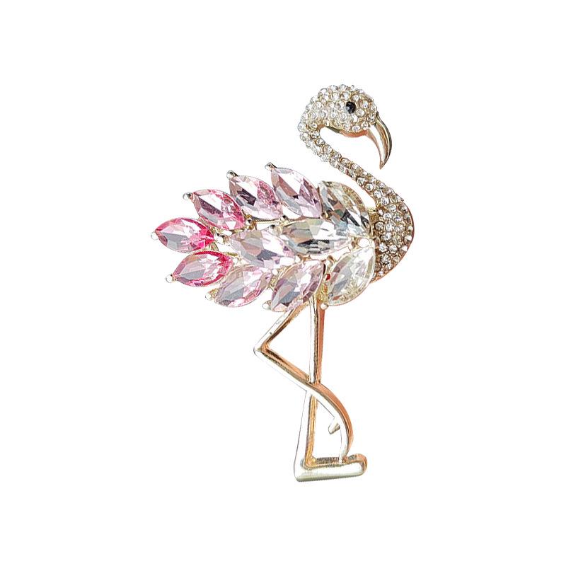 Elegant Flamingo Crystal Brooch: Cute Animal Pin for Coats or Jackets