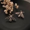 High Quality Brooches Small Fresh Bee Brooch Retro Men Metal Suit Collar Pin