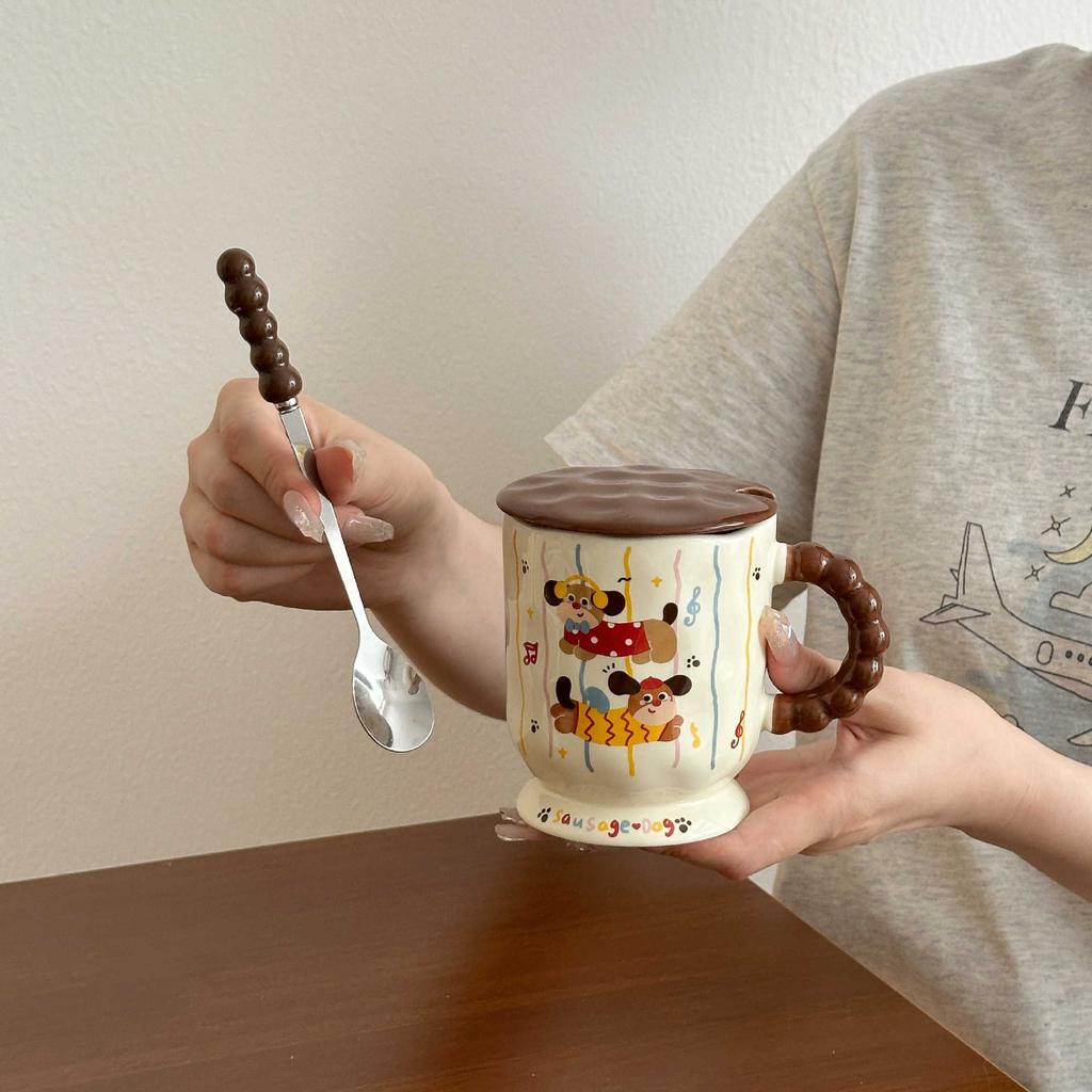 Милая керамическая кружка с изображением таксы, крышкой и ложкой, для воды, завтрака, кофе и молока, практичный подарок на день рождения.