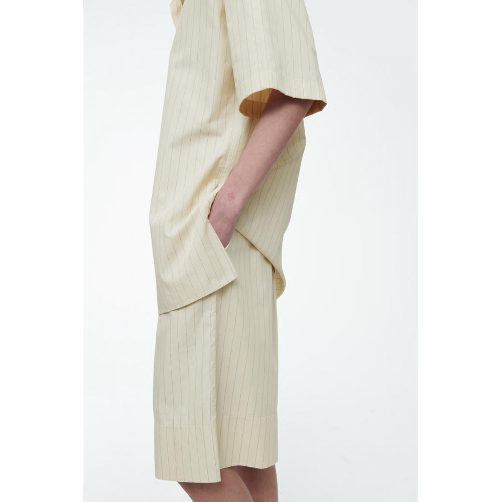 COS Японские полосатые шорты