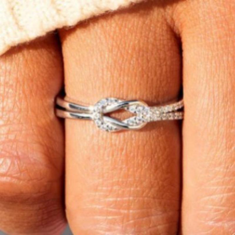 Ring Female Exquisite Light Luxury Explosive Love Friendship Knot Wrap Ring