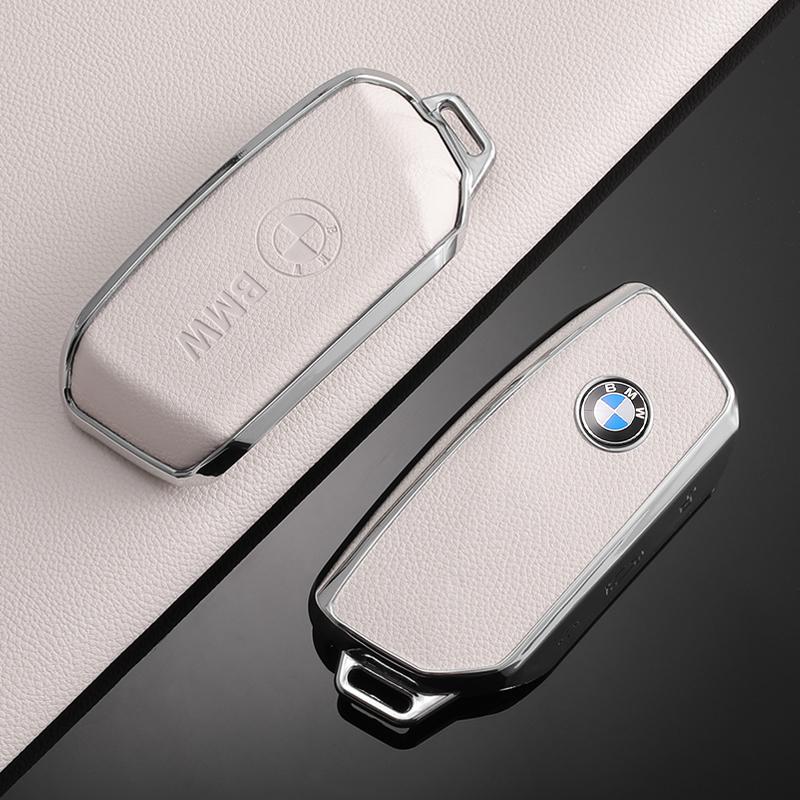hpxdw5 TPU Car Key Cover Case Shell for BMW X1 U11 X7 X5 G05 LCI I7 IX XM Series 7 740Li U06 G81 M3 2023 2024 Keychain Bag Accessories