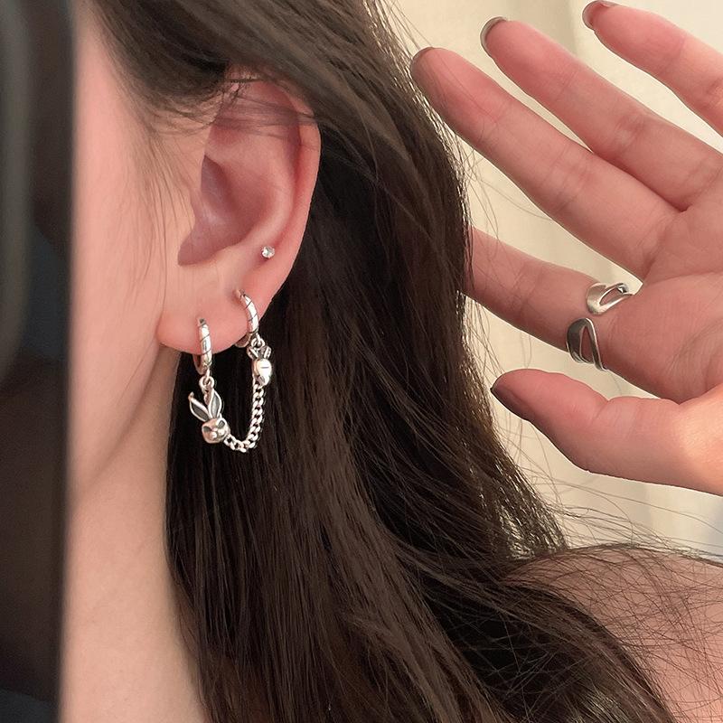 Кролик Морковь Одиночные Цельные Двойные Серьги-Кольца Женские Нишевый Дизайн Застежка-Пряжка Индивидуальность Ретро Продвинутые