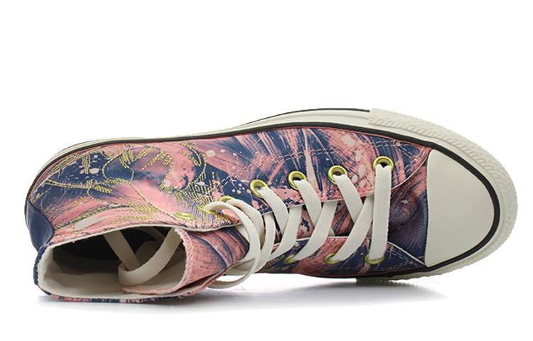 Женские кеды Converse Wmns Chuck Taylor All Star High 'Принт с перьями'
