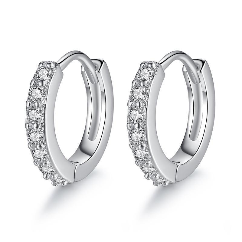 Women's Sweet Diamond Circle Earrings, Trendy S925 Silver Needle, High-Grade and Light Luxury Ear Buckles for a Tempting Look