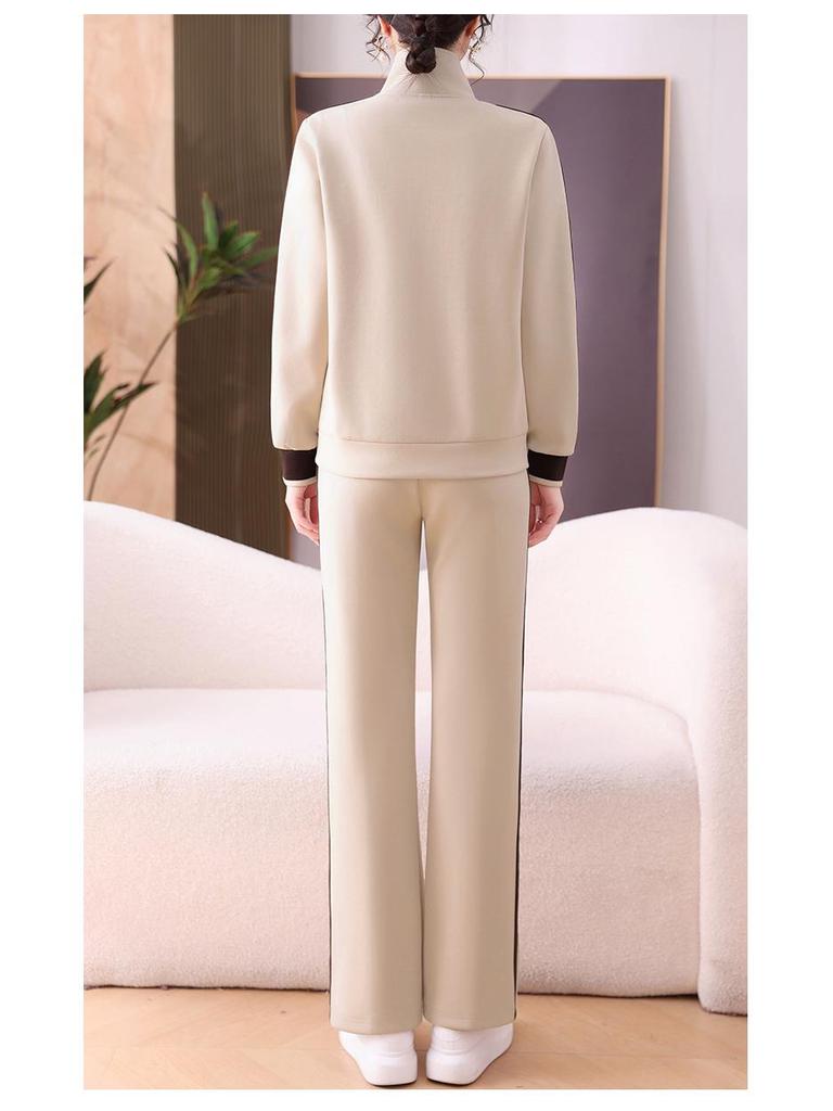 Женский спортивный костюм для мамы Весна/Осень 2025: Стильный антивозрастной беговой костюм-тройка