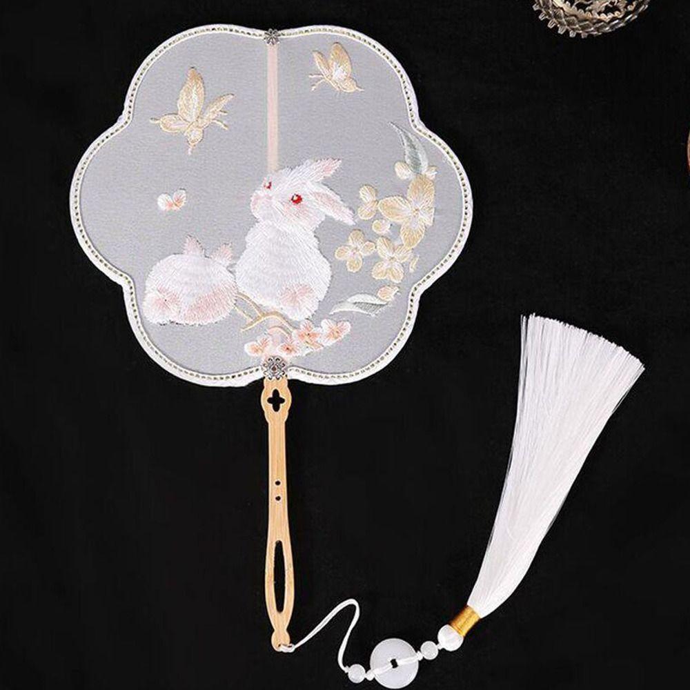 Украшение для дома с кисточкой, отделкой жемчугом, вышивкой, ручной веер в китайском ретро-стиле, с длинной ручкой