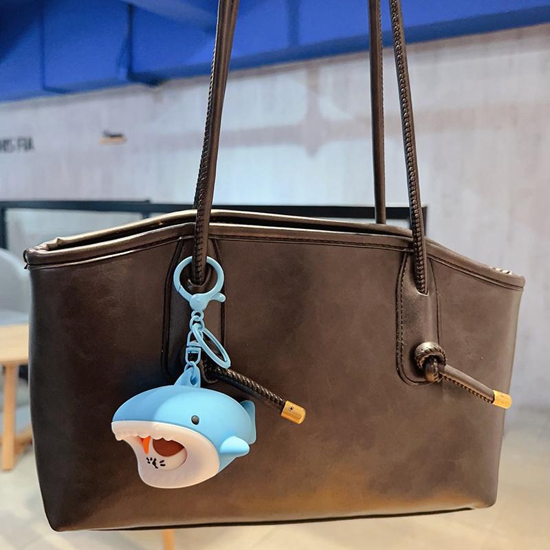 Cat Aquarium Shark Squeeze Keyring Creative Funny Silicone Penguin Pendant Cute Soft Polar Bear Keychain