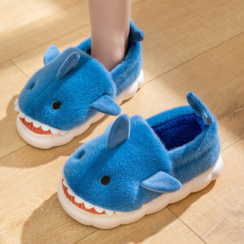 Модные зимние пушистые тапочки с акулами для мужчин и женщин, удобные теплые домашние тапочки для женщин, синие забавные мультяшные домашние мужские плюшевые туфли
