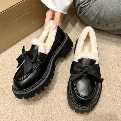 Женская обувь на плоской подошве с круглым носком, повседневные женские кроссовки, лоферы без шнуровки, меховое платье, зимнее ретро