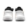 Nike Детские кроссовки Team Hustle D10 FlyEase GS Black White Metallic Gold Photon-Dust DD7303-002