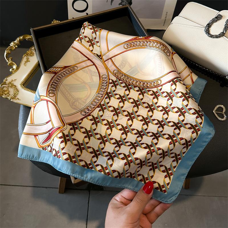 Square Scarf Women‘s Imitation Silk Bandanna Print Scarf Headband Fashion Hair Shawl Spring/Summer Luxury Neckerchief Hijab