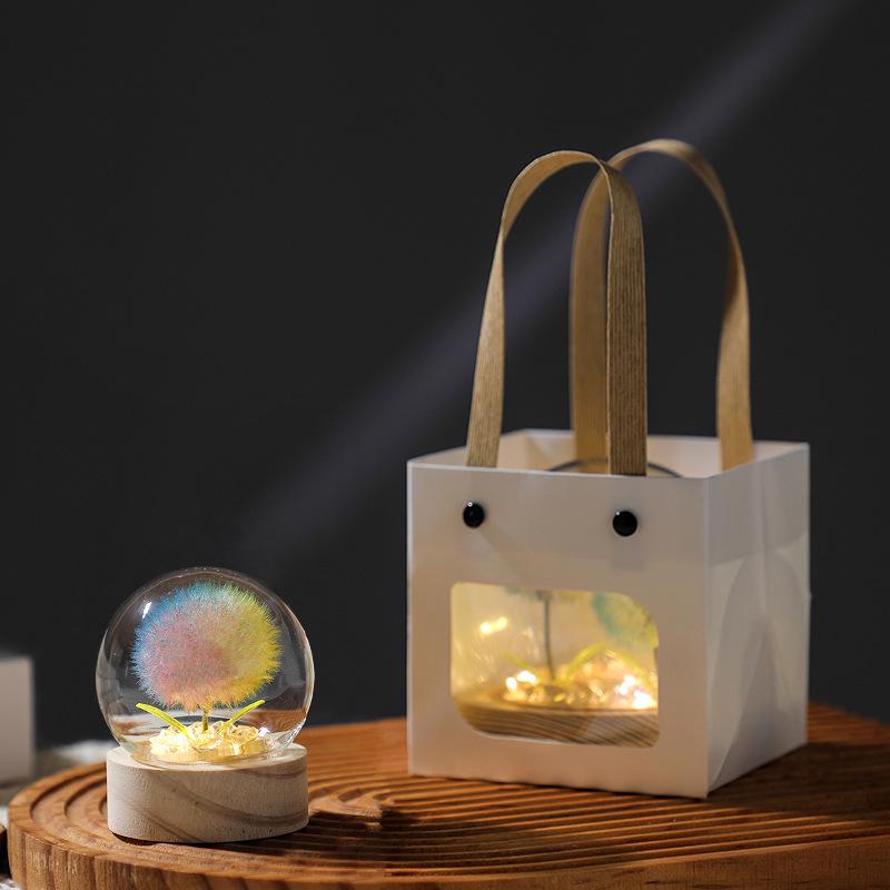 Светящийся букет из стабилизированных цветов «Одуванчик» Ночник в стеклянном куполе - Подарок на день рождения для девочки или девушки