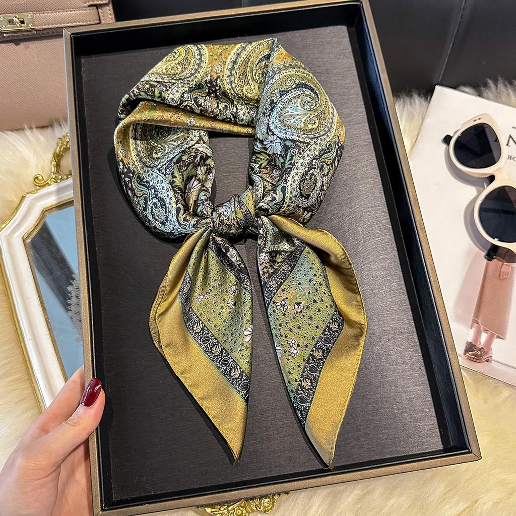 New Fashion 70X70cm Women's Scarf Silk Paisley Print Scarf Square Shawl Decorative Headband Neck Luxury Design Bandana