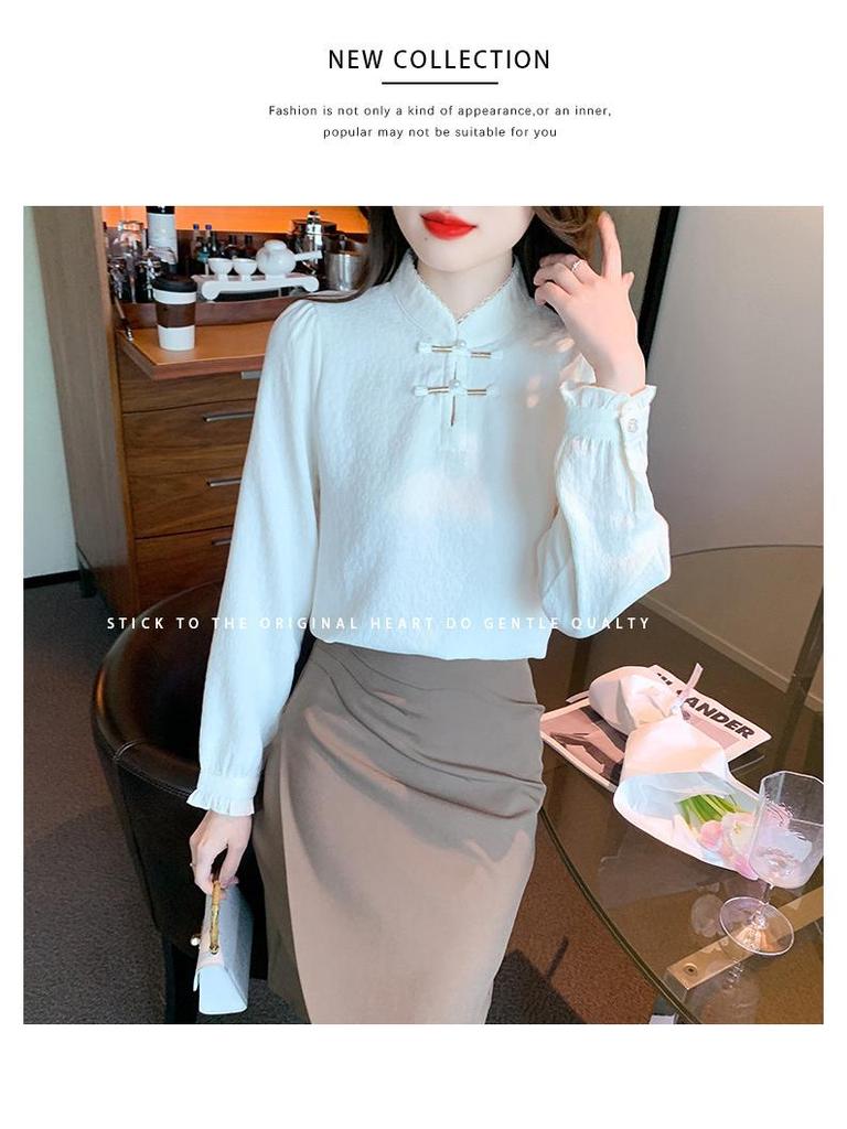 Ретро пуловер с воротником-стойкой и пуговицами-лягушками: Плюс Велюровый Утепленный Базовый Слой на Осень/Зиму 2025, Новый Китайский Стиль.