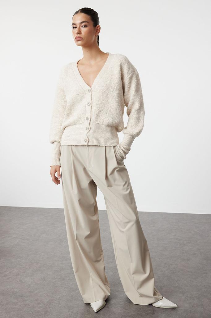 Женский кардиган в элегантном стиле, кардиган из мягкого текстурированного трикотажа с камнями