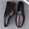 Новейшая модная мужская обувь 2022 года, повседневные туфли-оксфорды из спилковой кожи, мужские туфли на плоской подошве, высококачественные мягкие удобные мокасины черного и коричневого цвета