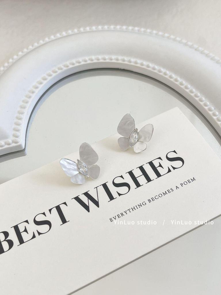 «Серьги-иглы Майяра 925»: "Янтарный жемчуг в стиле ретро для осени/зимы"