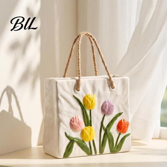 Dried Flower Display Vessel Handbag Shaped Ceramic Vase, Tulip Embossed Modern Large Tote Bag Home Decor Ornament Storage Box with Jute Rope