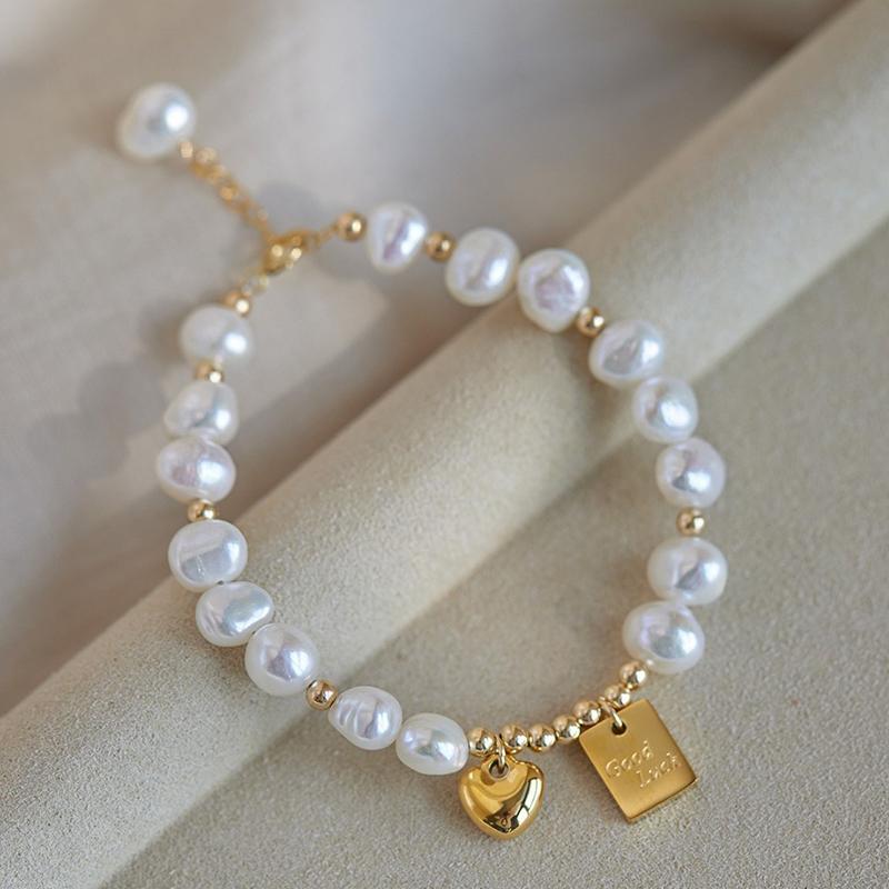 Women Beaded Alloy Bracelets Suitable For Holiday Occasions Irregular Imitation Pearl Bracelets Gold Charms