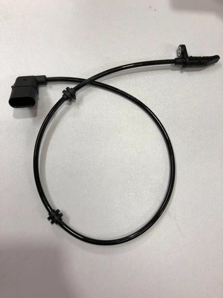 Mercedes-Benz S-Class Wheel Speed Sensor: ABS Sensor for S550, S600, S650 (Front Wheel, Part 2229050800)