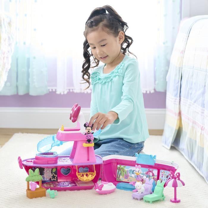 Интерактивная игрушка - DISNEY MINNIE MOUSE - Яхта Минни - Яхта с 14 аксессуарами, переодеваниями и бассейном