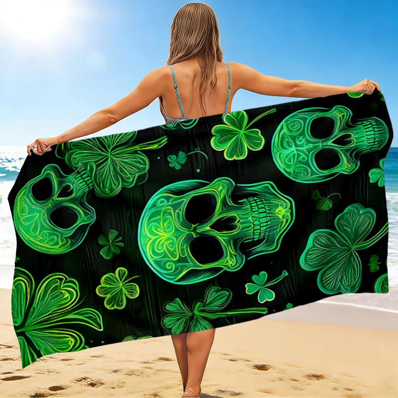 1Pc Green Skulls Shamrocks Beach Towel Quick Dry Multiuse For Beach Pool Gym Yoga Home Travel Christmas Halloween Xmas Gift G1237