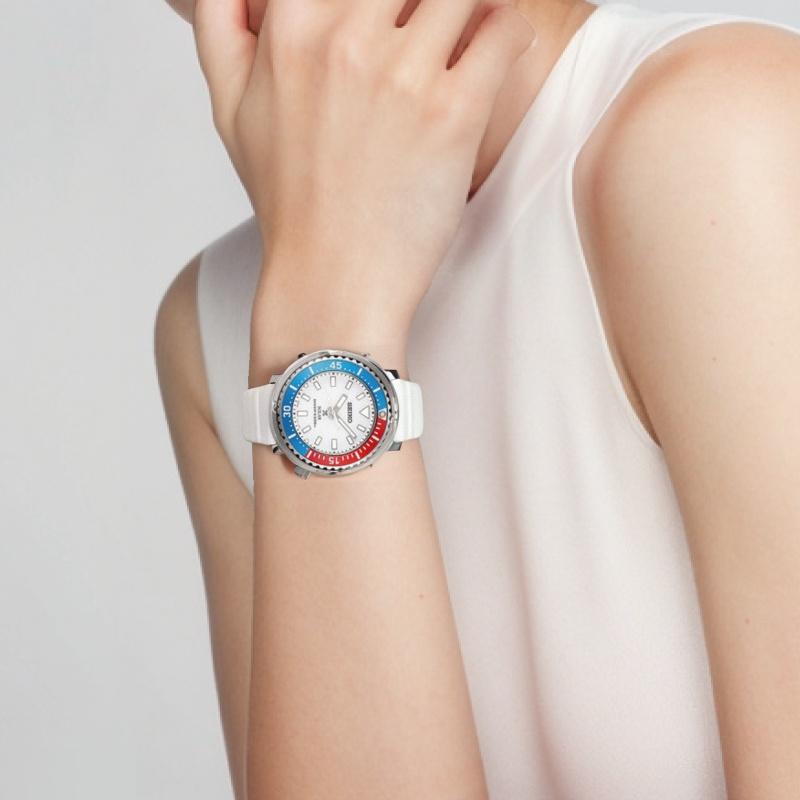 Seiko Prospe Водонепроницаемые до 200м Часы на солнечной батарее с кварцевым механизмом Силиконовый ремешок Диаметр 38.7мм Женские часы SUT411P1