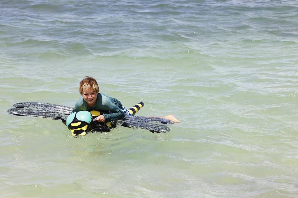 IGARASHI Float Float 180 X 140 Cm Inflated Length 135 Cm X Width 173 Cm X Height 34 Cm Body Width 25 Cm Oni-Dragonma Size (riding Area)