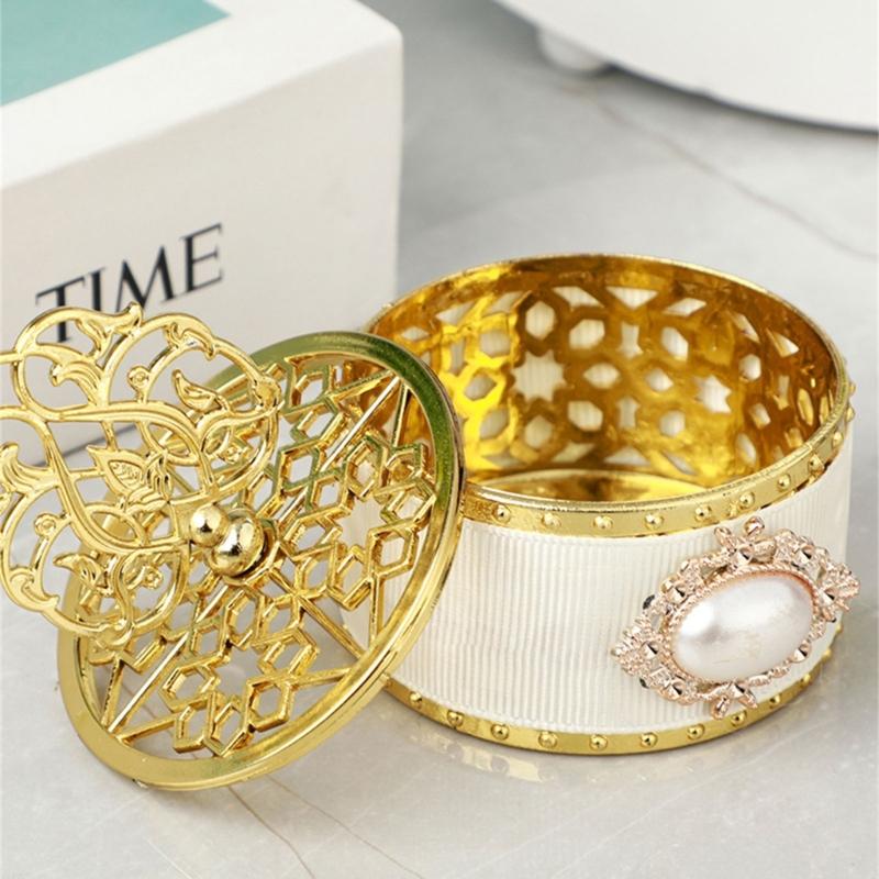 Elegant Gold Candy Box with Pagoda Beads Party Favor Chocolate Boxes for Baby Shower and Wedding Favors