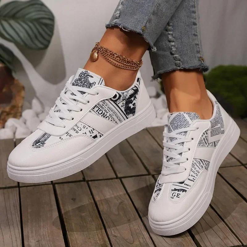 Мода 2024 года. Брендовые женские туфли на шнуровке. Женская обувь из вулканизированной кожи. Модная женская повседневная обувь с принтом. Новые универсальные кроссовки больших размеров.