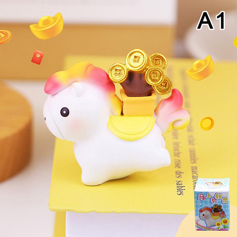 2026 Chinese Zodiac Horse Resin Ornament - Cute Desktop/Home New Year Mascot Gift