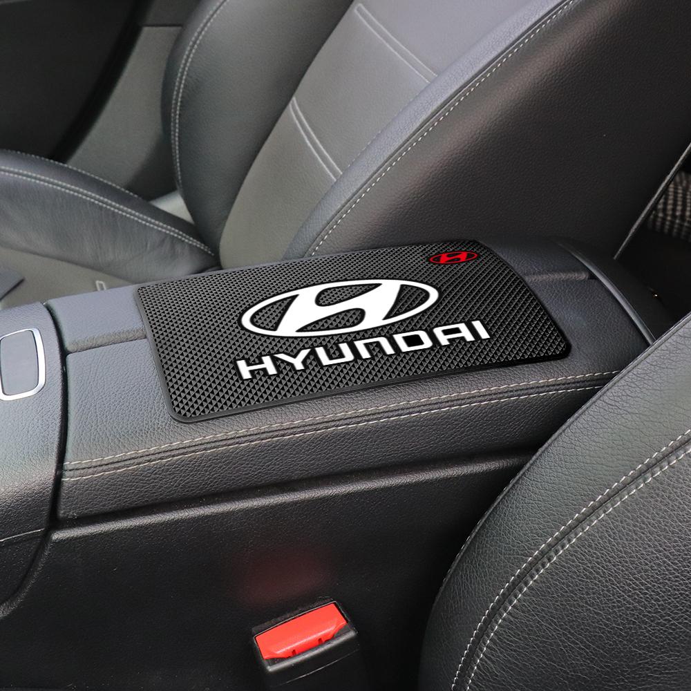 Car Dashboard Silicone Non Slip Mat Phone Holder Anti-skid Pads For Hyundai Tucson i40 i30 i10 i20 Veloster Azera Elantra Accent lh3