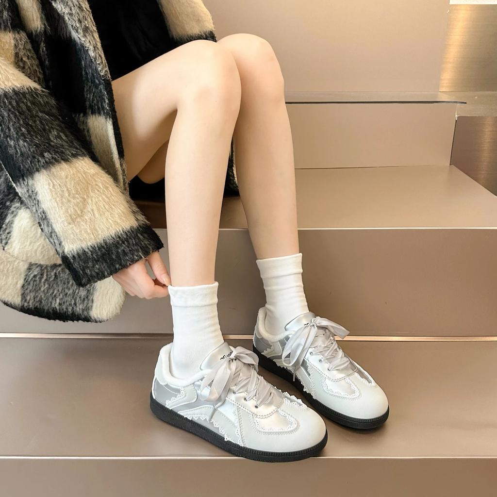 Womens Shoes Round Toe Flat Sneakers Outdoor Patchwork Concise Lace Shape Cotton Velvet Style Comfortable Shoes Students Winter