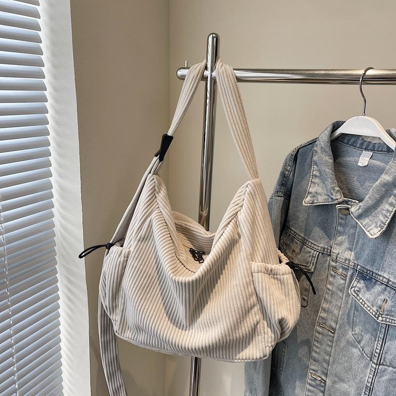 Осенне-зимняя вельветовая универсальная большая вместительная сумка через плечо для девочек, японская однотонная сумка-мессенджер, классная сумка