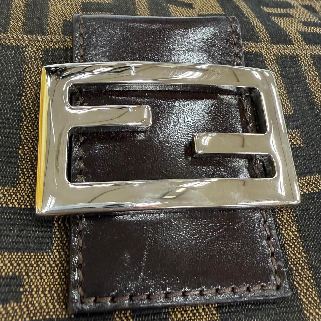 Excellent FENDI Shoulder Bag ZUCCA Pattern FF Logo with Metal Brown 26566 Used