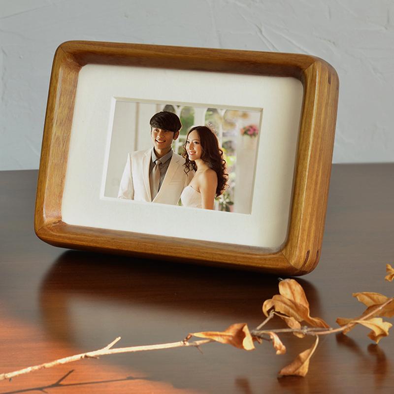 Фоторамка, гладкая круглая фоторамка из массива дерева, отображение фотографий