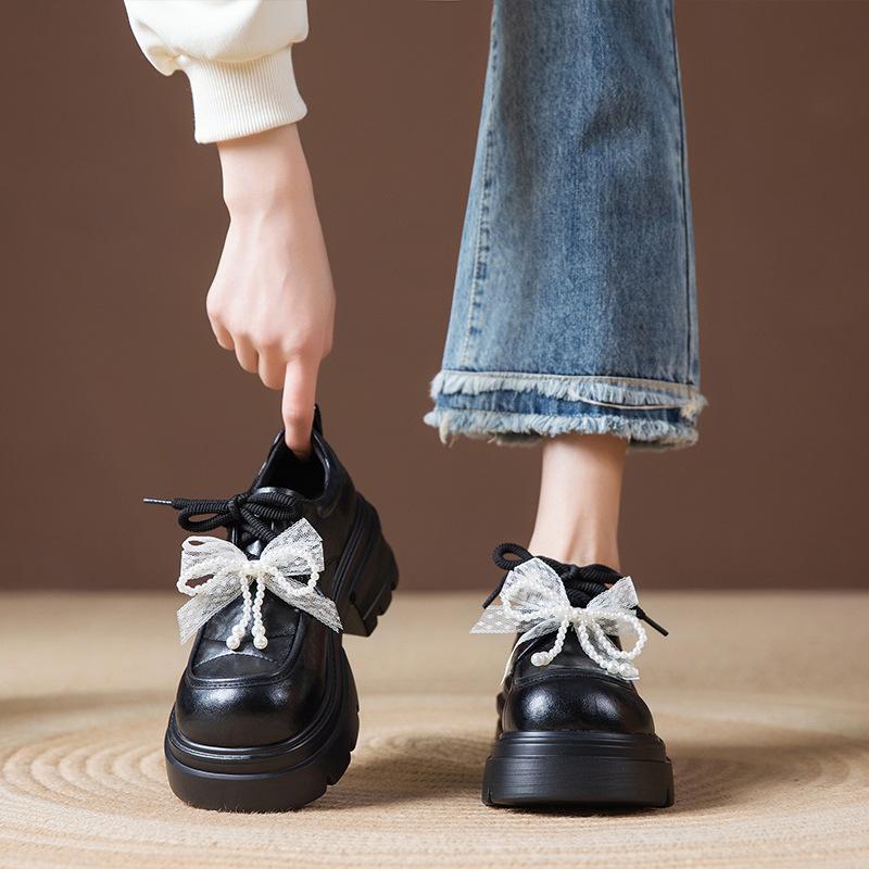 Spring and Autumn new British style platform versatile women's shoes black soft-soled small leather shoes heightening single shoes