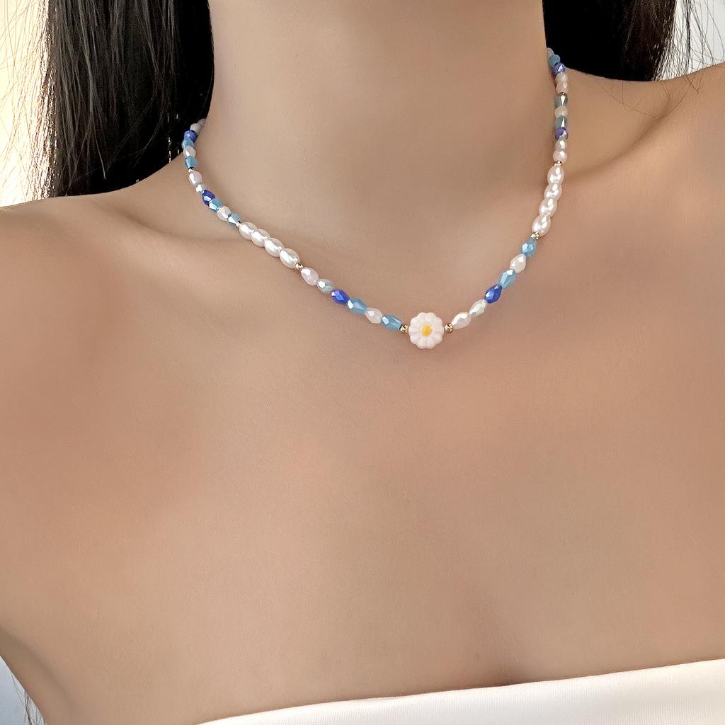 Korean Sweet Lovely Daisy Flower Choker Necklace for Women Handmade Imitation Pearl Beaded Collar Neck Chain Party Jewelry Gifts